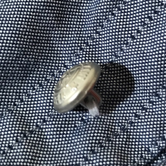 Armani Exchange Logo Plate Button Down Shirt - Picture 7 of 7